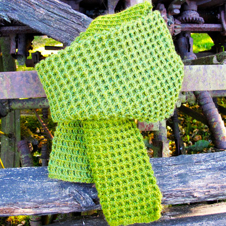 Easy Crochet Waffle Stitch Scarf Free Pattern (1)