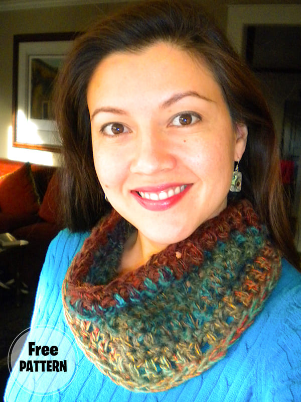 Simple And Fast Free Infinity Scarf Crochet Pattern